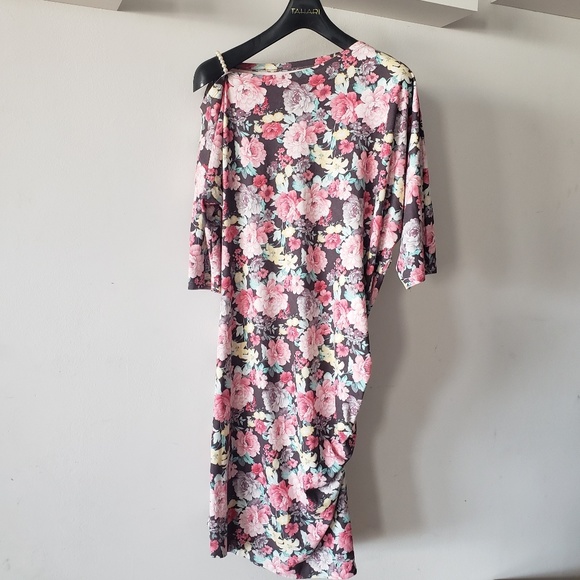 Sharm-Art Funky Floral Dress - Picture 1 of 7